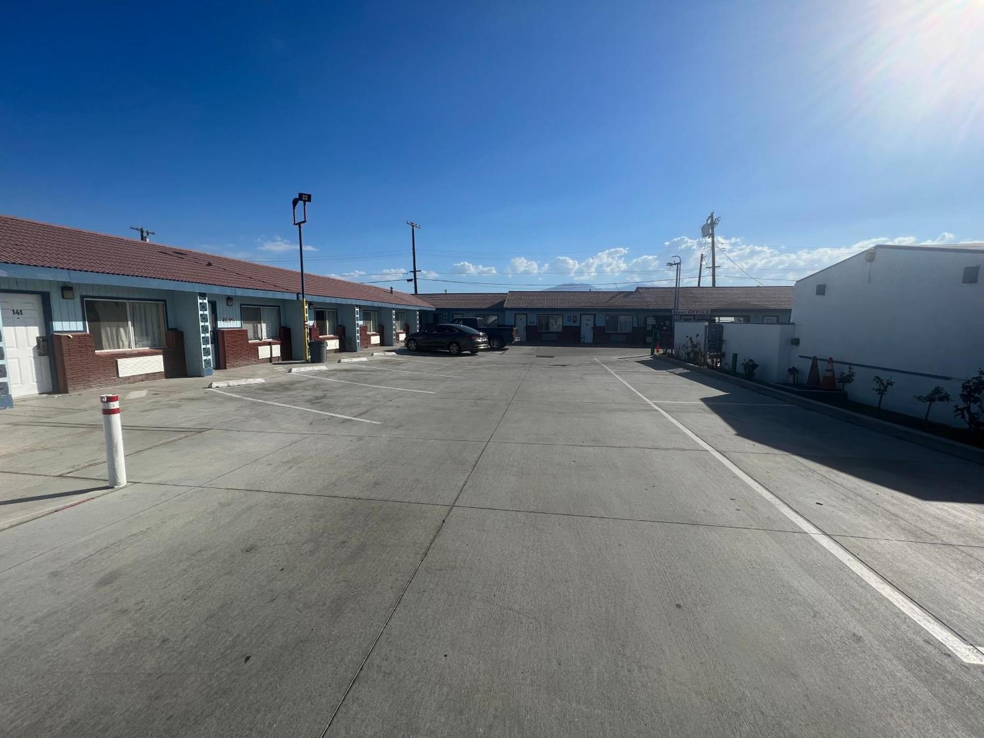 City Center Motel Indio Exterior photo