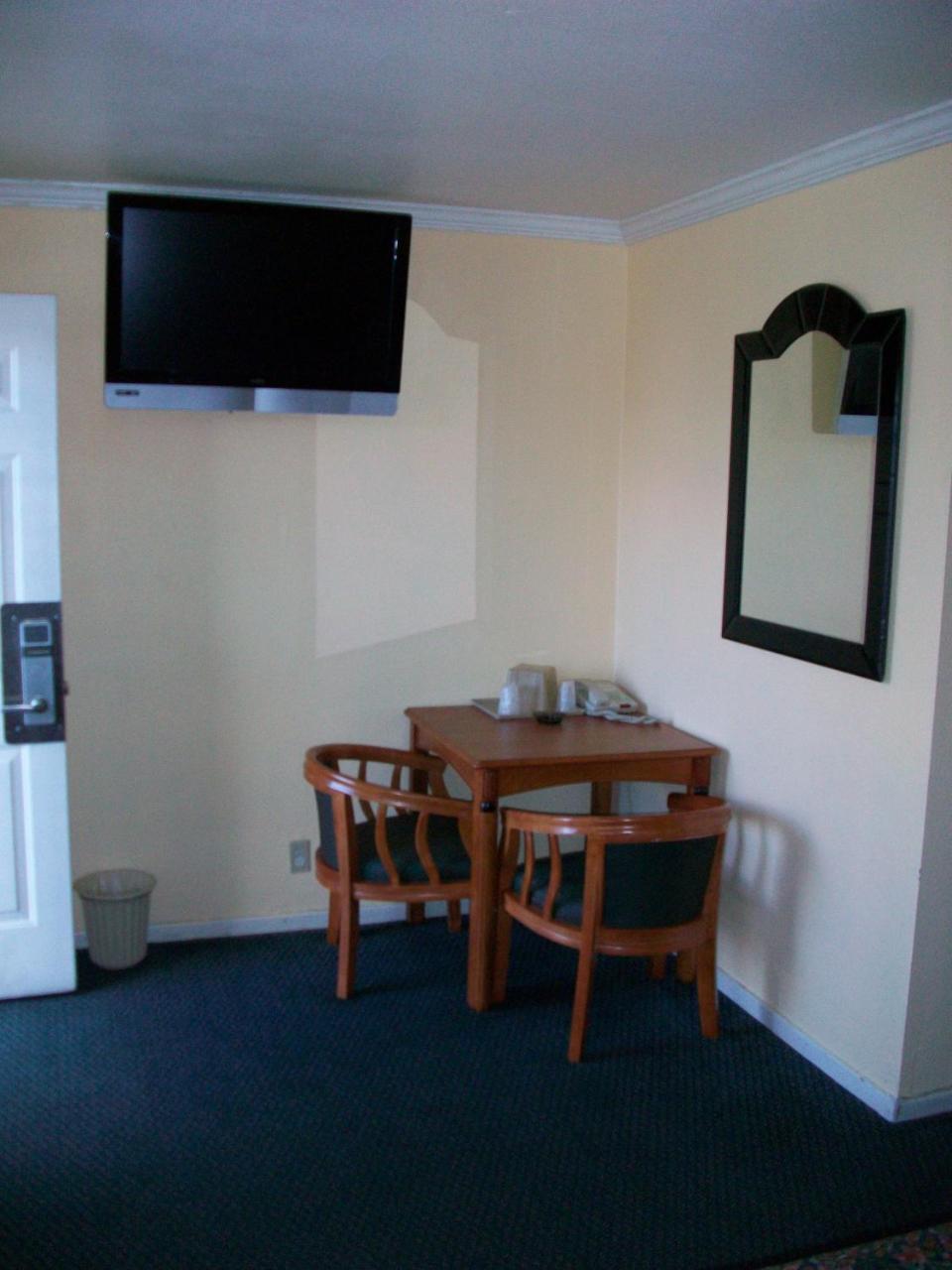 City Center Motel Indio Room photo