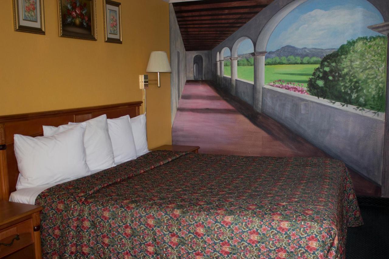 City Center Motel Indio Exterior photo